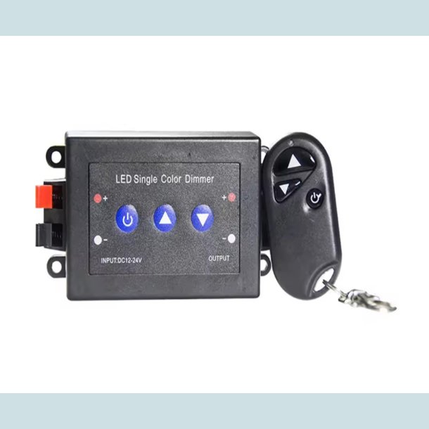 Lys Dmper, 12-24V, 8A, Med fjernbetjening