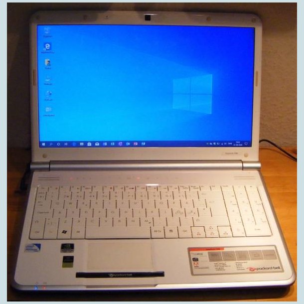 PACKARD BELL EASYNOTE TJ66, 15.6". 4Gb./250Gb.  Nyt Batteri